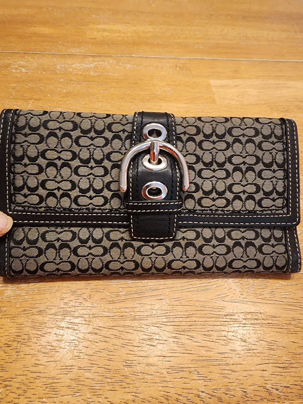 Coach Soho Signature Jacquard Buckle Trifold Long Wallet black and grey canvas